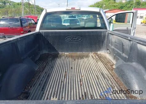 2011 Ford F-150 Xl из США, поврежденный, VIN 1FTNF1EF2BKD00945